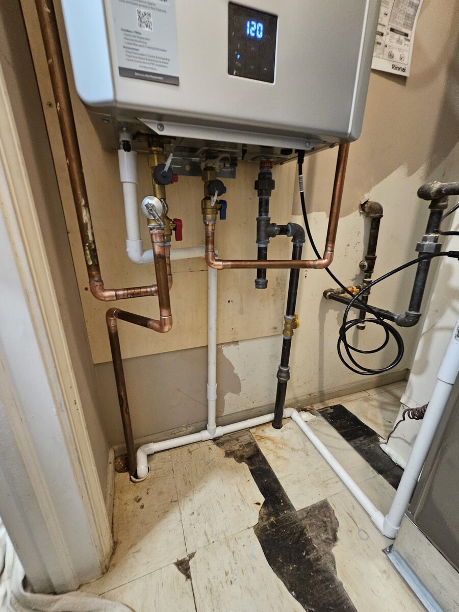 Rinnai tankless water heater copper piping set 120 degrees Buffalo Grove IL Premier Water Heaters